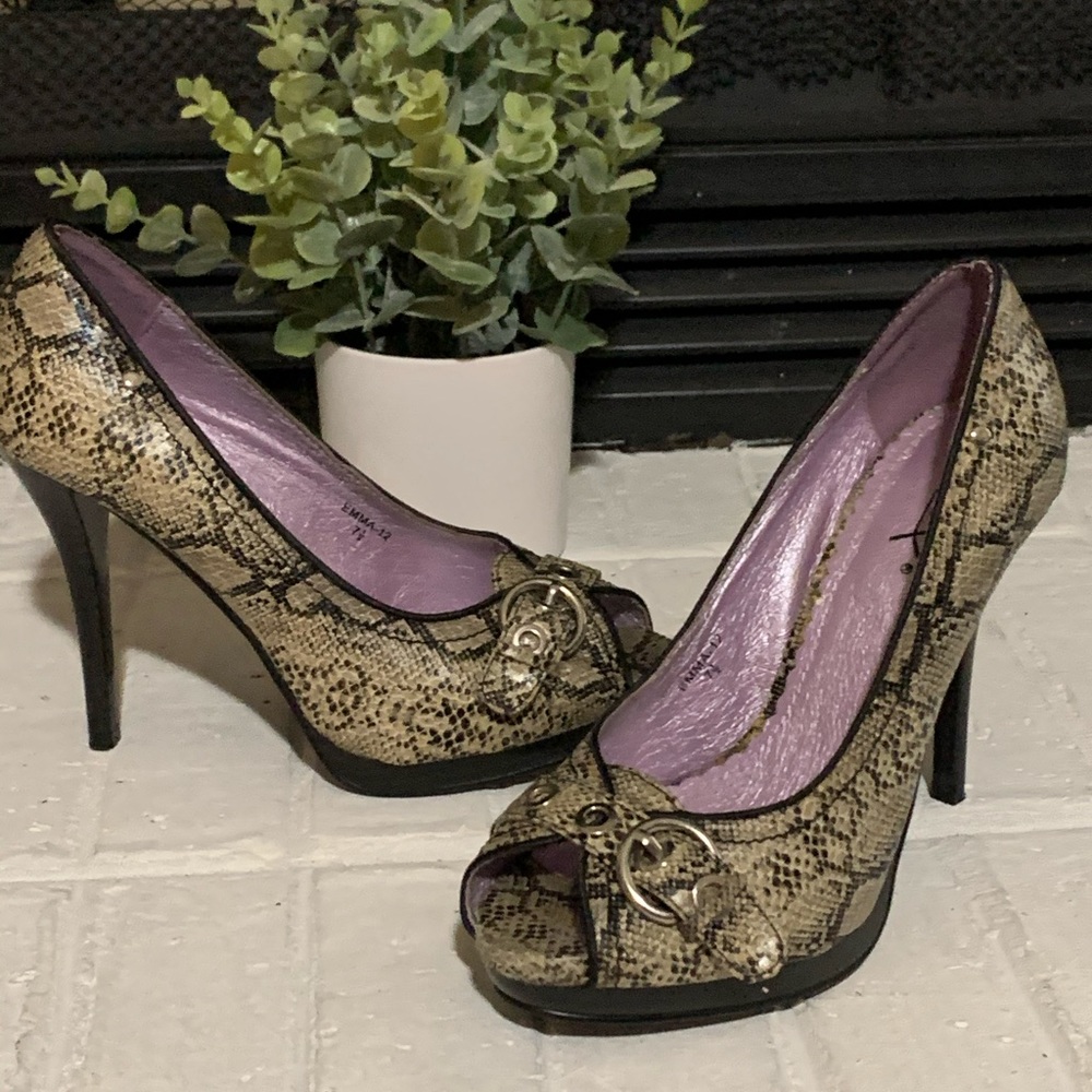 Snake print peep toe stiletto